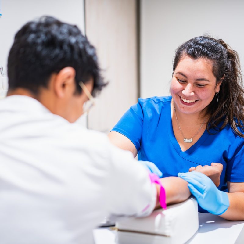 Exámenes médicos para controlar tu salud durante el verano en Andes Salud Talca.